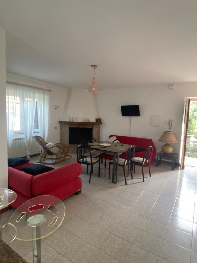 Apartament La Casa Di Iole Cogna Zewnętrze zdjęcie